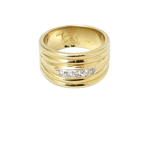 18k Yellow Gold and Diamond Band