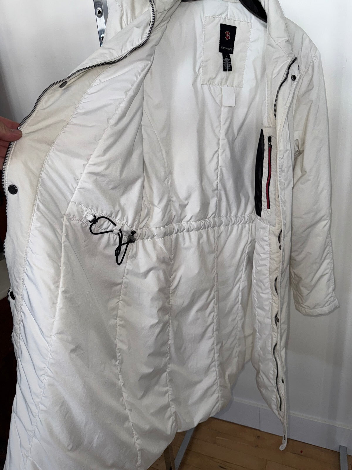 Victorinox White Coat, Size Medium