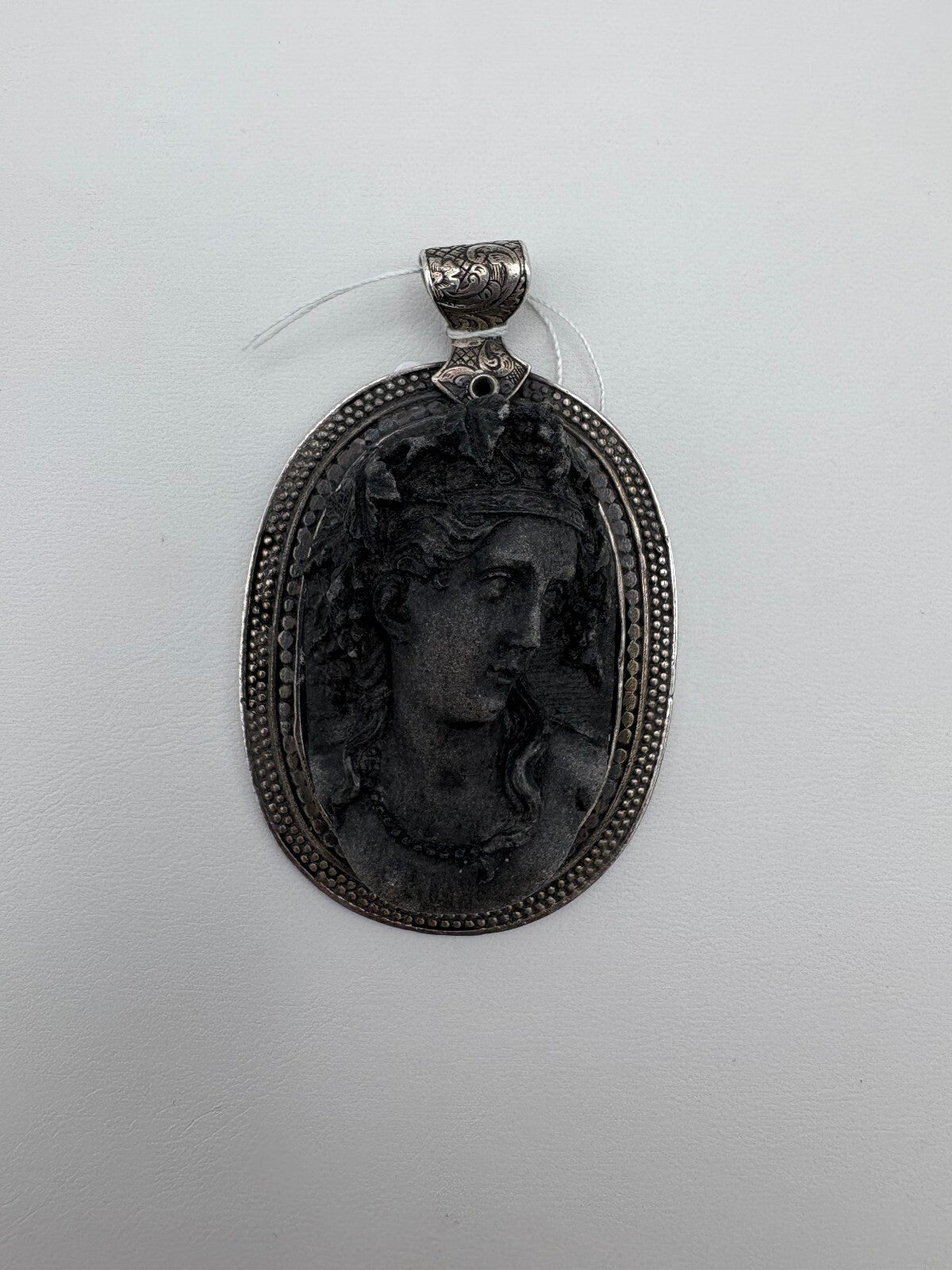 Jet and 925 Sterling Silver Cameo