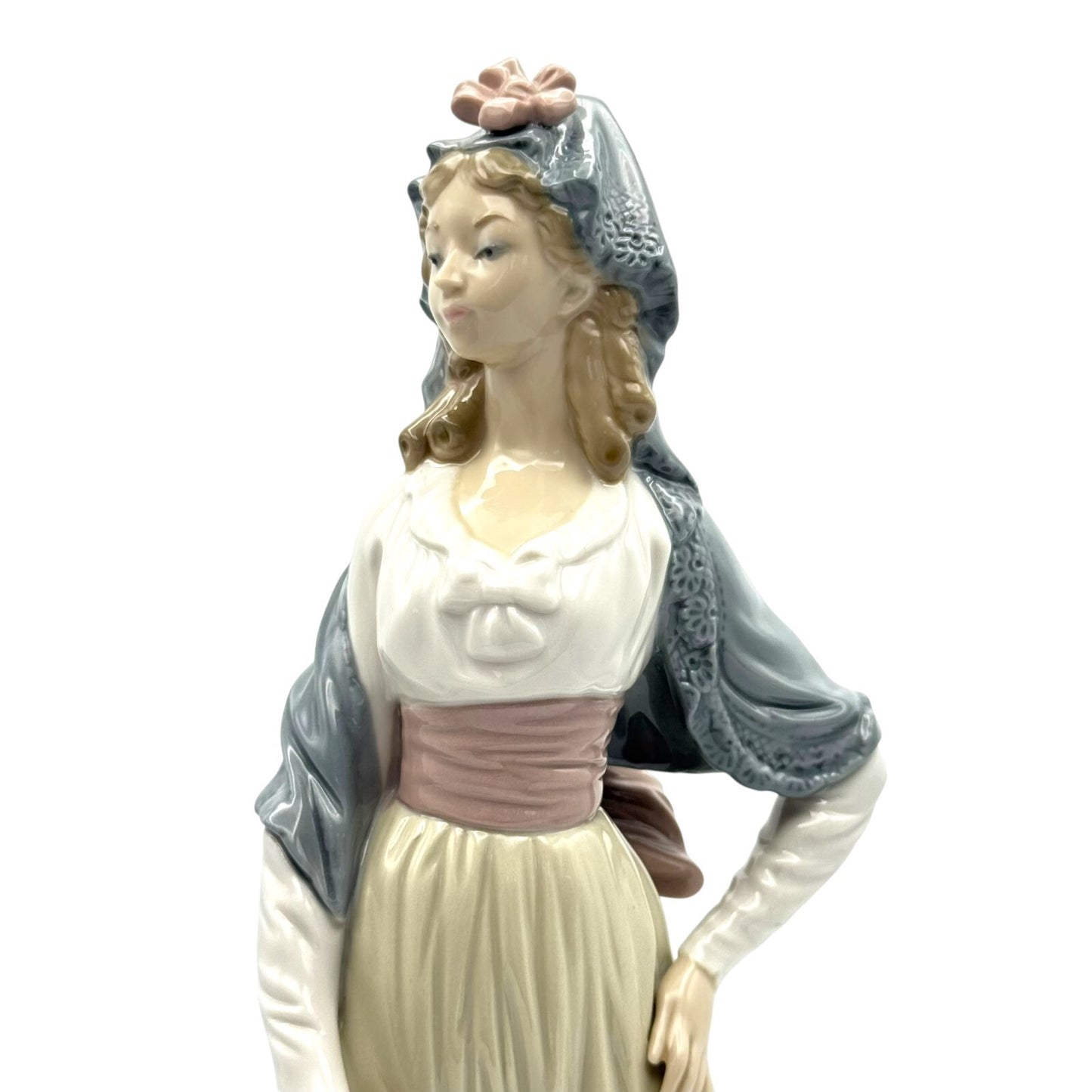 Lladro "Goya Lady" Porcelain Figurine