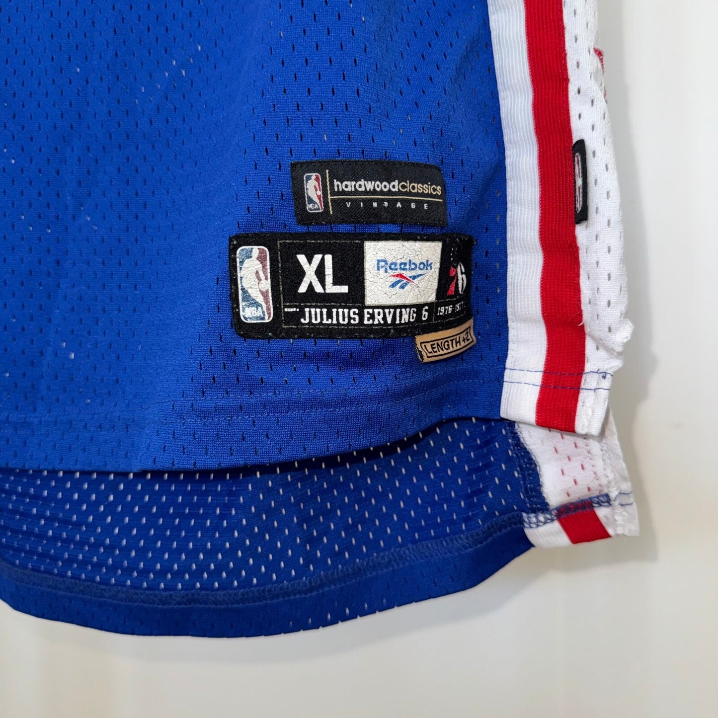 Philadelphia 76ers Julius Erving Jersey, size XL